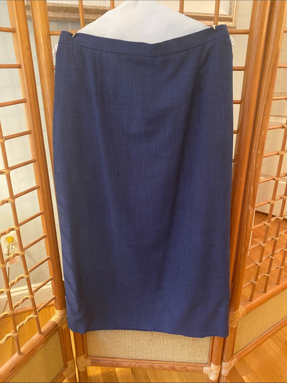 Sag Harbor Navy Midi Skirt - Straight Silhouette
